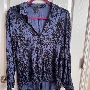 Rock & Republic Co. Women's Blue Black Print Long Sleeve Crossover‎ Top Size L